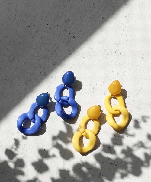 antiqua（アンティカ）の「ビタミンカラーイヤリング（イヤリング・レディース・イエロー/ブルー・FREE）」の11枚目の写真