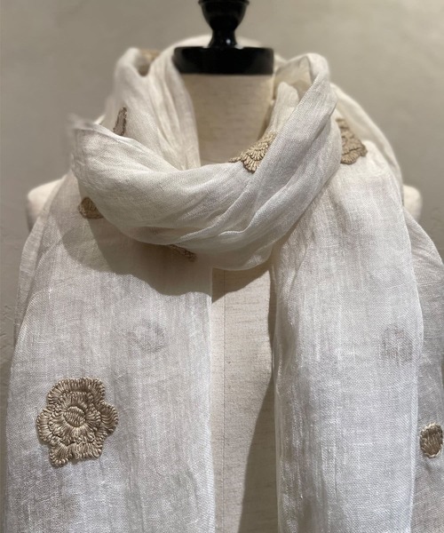 BEARDSLEY（ビアズリー）の「《CITRUS》ストール（ストール/ショール・レディース・ネイビー/ホワイト・FREE）」の14枚目の写真