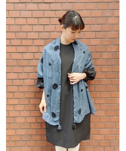 BEARDSLEY（ビアズリー）の「《CITRUS》ストール（ストール/ショール・レディース・ネイビー/ホワイト・FREE）」の16枚目の写真