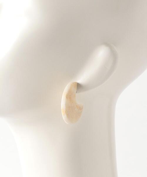 green label relaxing(グリーンレーベルリラクシング)の「CFC マーブル ストーン サークルカット ピアス(ピアス(両耳用)・レディース・オフホワイト/コバルトブルー/ライトピンク・FREE)」の5枚目の写真