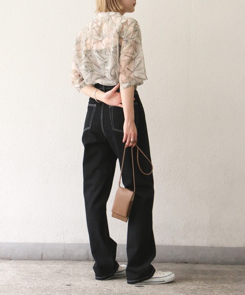 notch.（ノッチ）の「トライアングル柄シフォンシャツ（シャツ/ブラウス・レディース・グリーン/イエロー/チャコールグレー・M）」の11枚目の写真