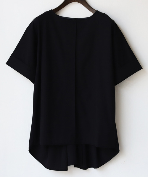 REAL CUBE（リアルキューブ）の「バックタックデザインブラウス（シャツ/ブラウス・レディース・ブラック/ブラウン/カーキ・FREE）」の2枚目の写真