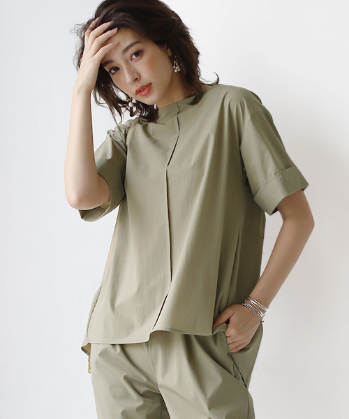 REAL CUBE（リアルキューブ）の「バックタックデザインブラウス（シャツ/ブラウス・レディース・ブラック/ブラウン/カーキ・FREE）」の11枚目の写真