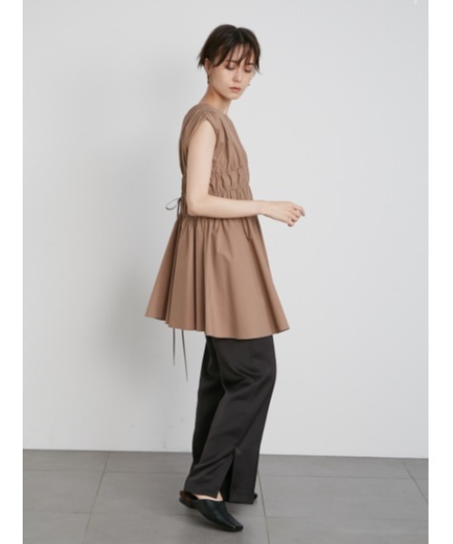 emmi（エミ）の「【emmi atelier】サテンパンツ（その他パンツ・レディース・イエロー/ベージュ/ブラック・0/1）」の13枚目の写真