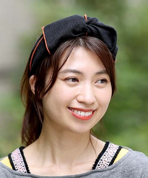 チチカカ（チチカカ）の「バイカラーパイピングヘアバンド（ヘアバンド・レディース・ベージュ/カーキ/ブラック・FREE）」の2枚目の写真