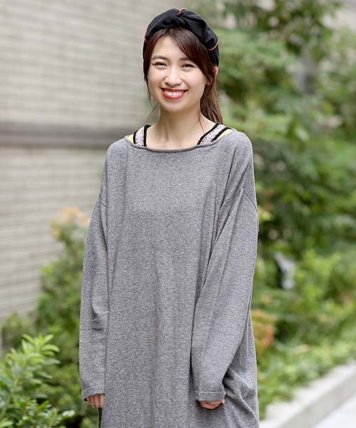 チチカカ（チチカカ）の「バイカラーパイピングヘアバンド（ヘアバンド・レディース・ベージュ/カーキ/ブラック・FREE）」の4枚目の写真