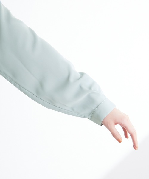 VIS(ビス)の「【洗濯可】2WAYで使える、襟配色ボウタイ取り外しブラウス(シャツ/ブラウス・レディース・ブラック/オフホワイト/サックスブルー・FREE)」の21枚目の写真