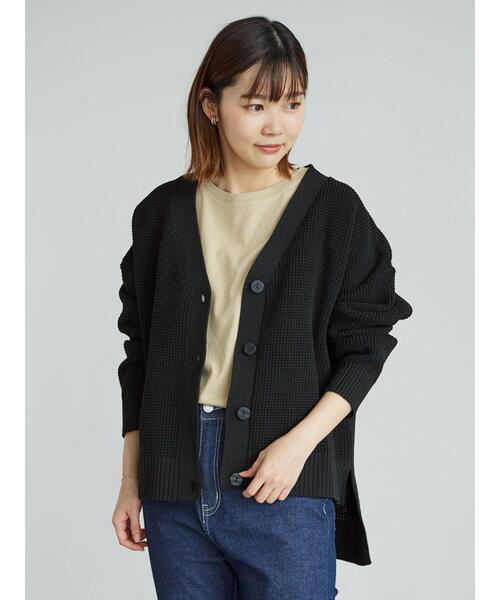 Green　Parks（グリーンパークス）の「かるい　ショート丈ニットカーデ＊（カーディガン/ボレロ・レディース・オフホワイト/ブラック/ブラウン/イエロー/ブルー・FREE）」の7枚目の写真