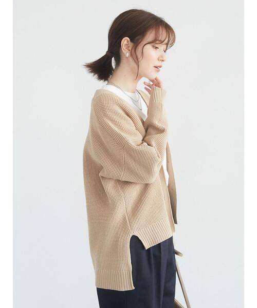 Green　Parks（グリーンパークス）の「かるい　ショート丈ニットカーデ＊（カーディガン/ボレロ・レディース・オフホワイト/ブラック/ブラウン/イエロー/ブルー・FREE）」の8枚目の写真