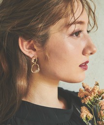Noela（ノエラ）の「プチビジューサークルピアス（ピアス（両耳用））」