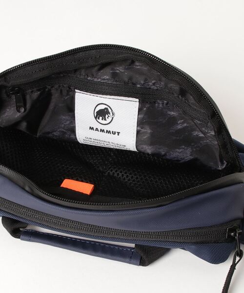 Mammut(マムート)の「【 HOUYHNHNM (フイナム) 掲載 】セオン ウエストパック /Seon Waistpack(ボディバッグ/ウエストポーチ・メンズ・ネイビー/ブラック・2L)」の5枚目の写真