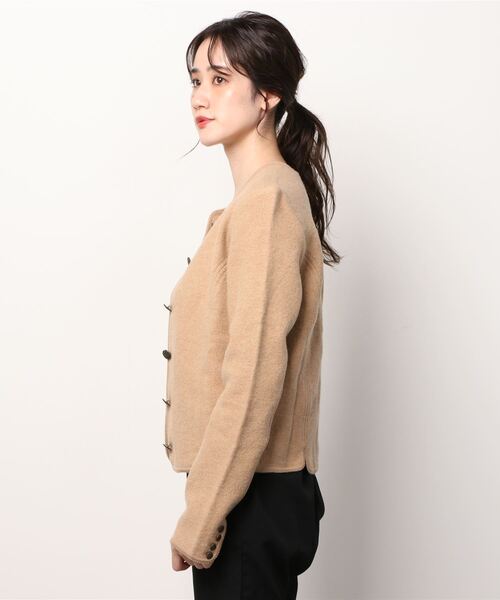 BROOKS BROTHERS(ブルックスブラザーズ)の「メリノ ボイルドウール ノーカラー ショートニットジャケット(ノーカラージャケット・レディース・ブラック/ライトブラウン・MEDIUM/SMALL/X-SMALL)」の4枚目の写真