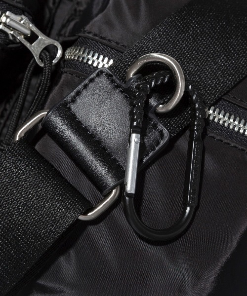 ROMANTIC CROWN（ロマンティッククラウン）の「【ROMANTIC CROWN】GLOSS MINIMAL CROSS BAG / ロマンティッククラウン グロス ミニマル クロス ショルダーバッグ（ショルダーバッグ・メンズ・ブラック・FREE）」の11枚目の写真