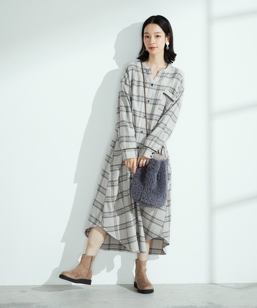 ONIGIRI(オニギリ)の「チェック柄 シャツワンピース(シャツワンピース・レディース・グレー/キャメル・LARGE/MEDIUM)」の1枚目の写真