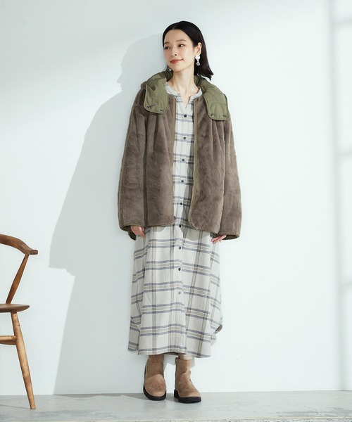 ONIGIRI(オニギリ)の「チェック柄 シャツワンピース(シャツワンピース・レディース・グレー/キャメル・LARGE/MEDIUM)」の13枚目の写真