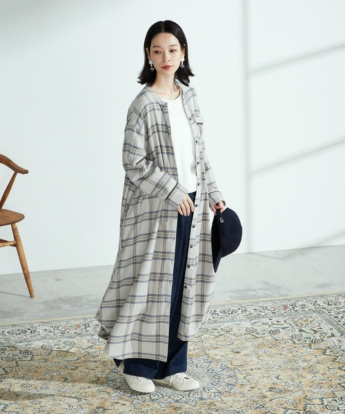 ONIGIRI(オニギリ)の「チェック柄 シャツワンピース(シャツワンピース・レディース・グレー/キャメル・LARGE/MEDIUM)」の5枚目の写真