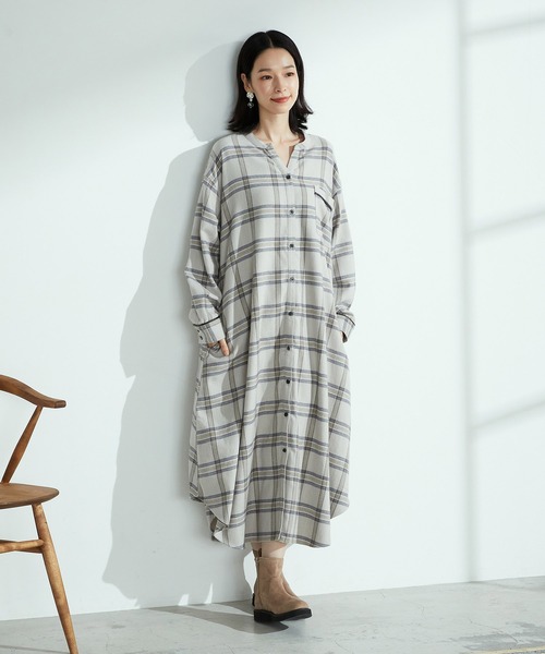 ONIGIRI(オニギリ)の「チェック柄 シャツワンピース(シャツワンピース・レディース・グレー/キャメル・LARGE/MEDIUM)」の21枚目の写真