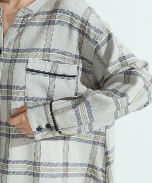 ONIGIRI(オニギリ)の「チェック柄 シャツワンピース(シャツワンピース・レディース・グレー/キャメル・LARGE/MEDIUM)」の6枚目の写真