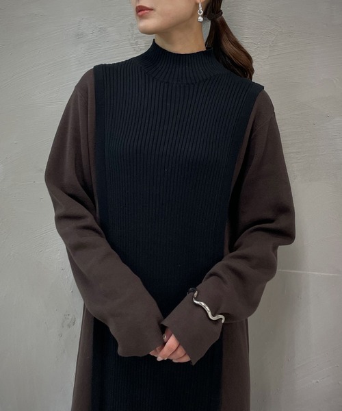 &g'aime(アンジェム)の「【&g’aime】バイカラーニットワンピース(ワンピース・レディース・ブラック/グレイッシュベージュ/ブラウン・FREE)」の13枚目の写真