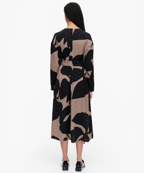 マリメッコ marimekko TULIAISET ロングワンピース marimekko（マリメッコ）の「TULIAISET/ Luhtakulta dress