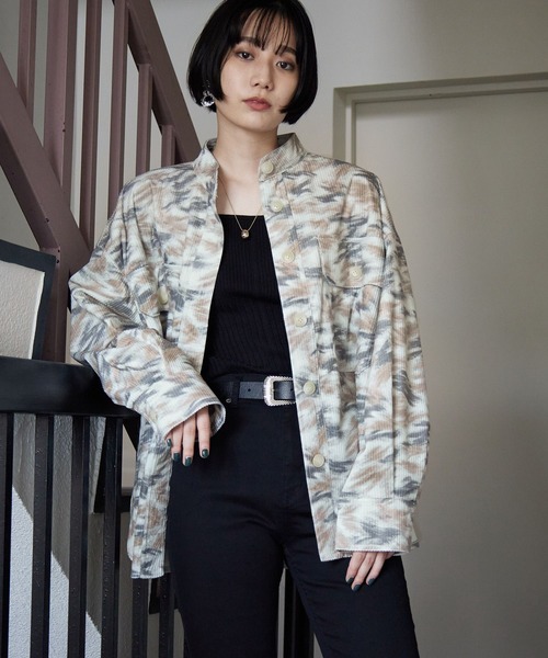 PAGEBOY(ページボーイ)の「スモークコールブルジャケット(その他アウター・レディース・ホワイト系その他/ブラック系その他・FREE)」の1枚目の写真