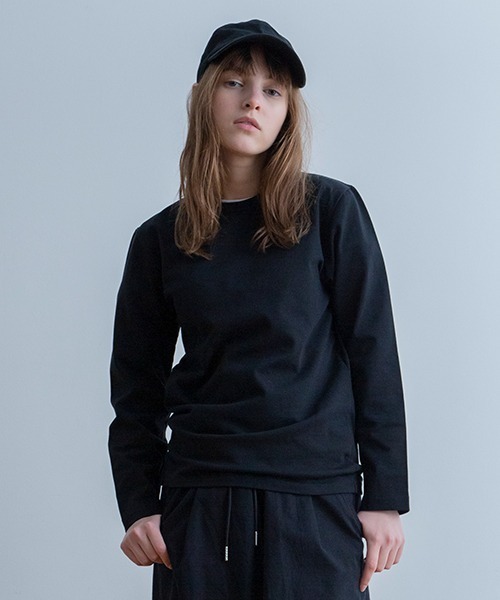 A.U.G. relaxing(オーグリラクシング)の「A.U.G. relaxing クルーネック ロンT (MADE IN JAPAN)(Tシャツ/カットソー・メンズ・ネイビー/ダークベージュ/チャコールグレー/ブラック/ホワイト・4/1/2/3)」の1枚目の写真