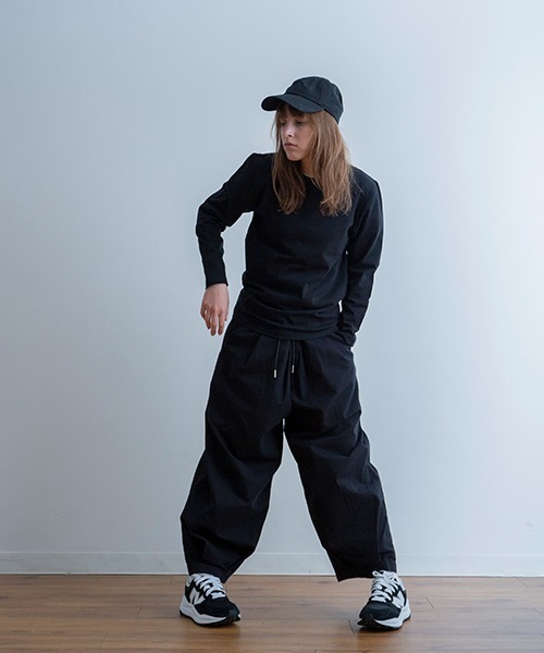 A.U.G. relaxing(オーグリラクシング)の「A.U.G. relaxing クルーネック ロンT (MADE IN JAPAN)(Tシャツ/カットソー・メンズ・ネイビー/ダークベージュ/チャコールグレー/ブラック/ホワイト・4/1/2/3)」の13枚目の写真