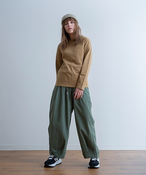 A.U.G. relaxing(オーグリラクシング)の「A.U.G. relaxing クルーネック ロンT (MADE IN JAPAN)(Tシャツ/カットソー・メンズ・ネイビー/ダークベージュ/チャコールグレー/ブラック/ホワイト・4/1/2/3)」の9枚目の写真