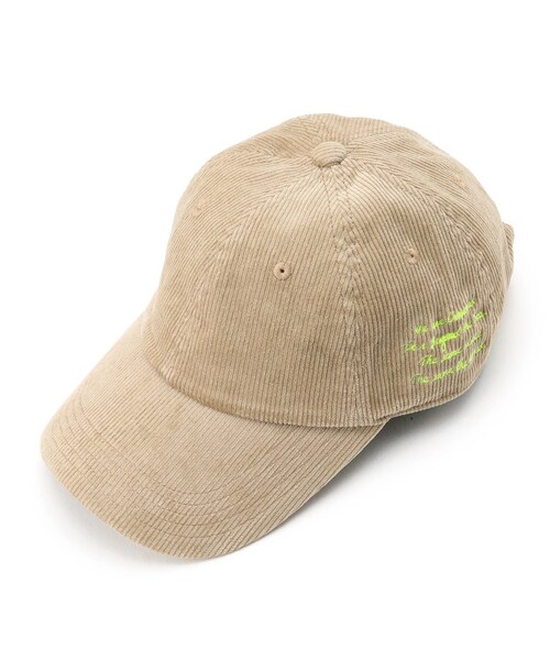 INDIVI（インディヴィ）の「◆コーデュロイメッセージロゴ キャップ（キャップ・レディース・ブラウン系/ベージュ・00）」の2枚目の写真