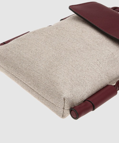 Chloe（クロエ）の「KEY / スマホポーチ PHONE POUCH WITH FLAP
