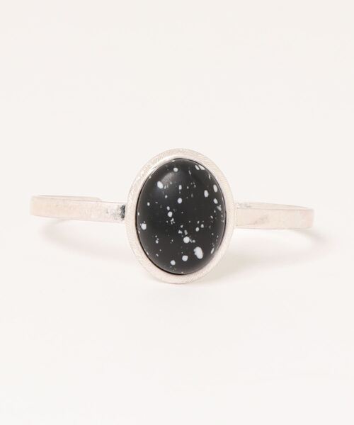 rapiecage（ラピエサージュ）の「オーバルストーンバングル（バングル/リストバンド・レディース・ホワイト/ブラック・FREE）」の3枚目の写真