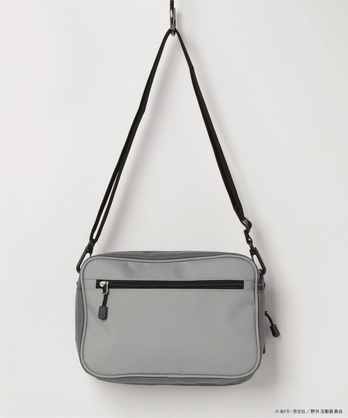 PEN FIELD（ペンフィールド）の「PENFIELD × ゆるキャン△ SUPER DEFORMED MINI CARRY BAG（ショルダーバッグ・メンズ・グレー・FREE）」の2枚目の写真