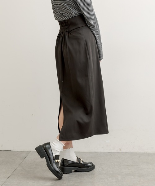 OLIVE des OLIVE（オリーブデオリーブ）の「ペンシルラインスカート（スカート・レディース・ブラック/パープル/ブラウン/オリーブ/アイボリー・FREE）」の21枚目の写真