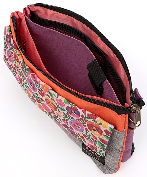 チチカカ(チチカカ)の「マルチプルショルダーポーチ 【シリーズ累計75,000個突破】(ショルダーバッグ・レディース・ブラック/パープル/グレー・FREE)」の7枚目の写真