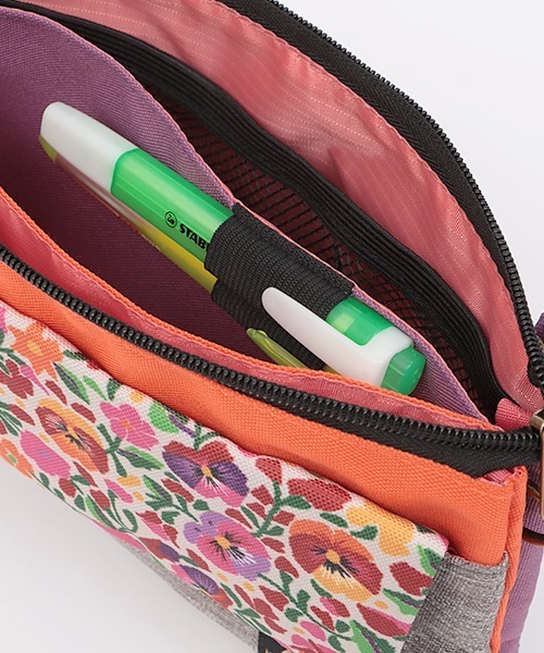 チチカカ(チチカカ)の「マルチプルショルダーポーチ 【シリーズ累計75,000個突破】(ショルダーバッグ・レディース・ブラック/パープル/グレー・FREE)」の10枚目の写真