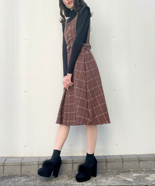 titty＆Co. PETIT（ティティアンドコープティ）の「【titty&Co.PETIT】ベルト付きチェックミディジャンスカ（ジャンパースカート・レディース・ネイビー/ブラウン・SMALL/MEDIUM）」の10枚目の写真