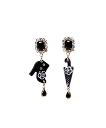 【Narcissus】ビジューレトロピアス