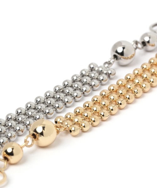 LEPSIM(レプシィム)の「メタルロングチェーンイヤリング 268615(イヤリング・レディース・シルバー/ゴールド・ONE SIZE)」の4枚目の写真