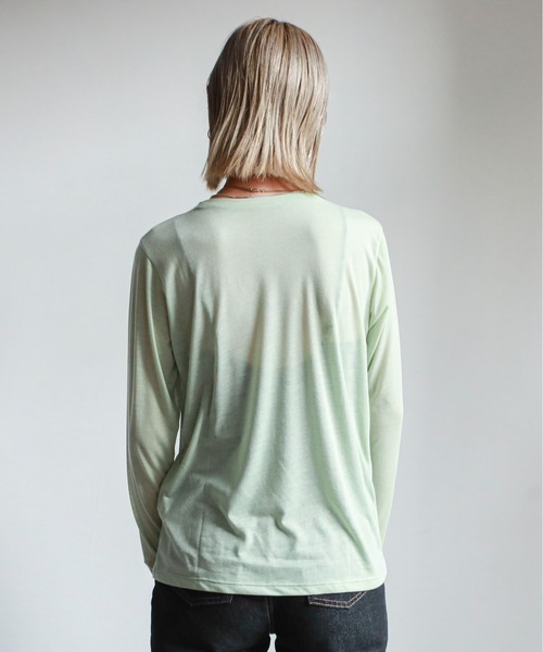 feepur（フェピュール）の「クルーネックシアートップス（Tシャツ/カットソー・レディース・ブラック/ベージュ/オフホワイト/ミント・MEDIUM）」の7枚目の写真