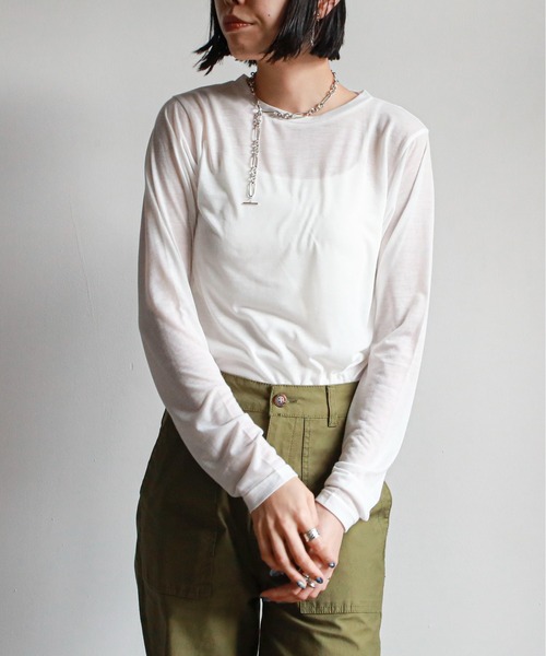 feepur（フェピュール）の「クルーネックシアートップス（Tシャツ/カットソー・レディース・ブラック/ベージュ/オフホワイト/ミント・MEDIUM）」の6枚目の写真