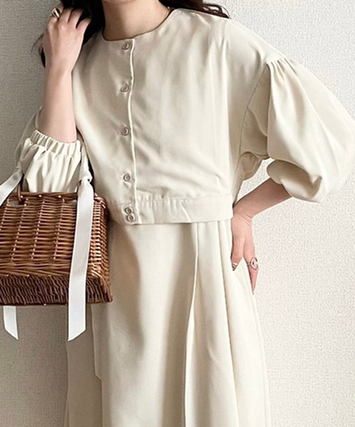 ECRIRE（エクリール）の「【TOMOコラボ】ショート丈ノーカラーブラウス（シャツ/ブラウス・レディース・ベージュ/グレー/ライトグリーン/アイボリー・M/L）」の7枚目の写真