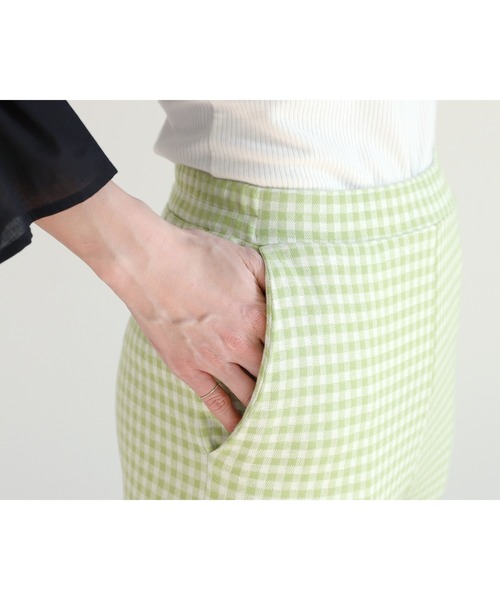 reca(レカ)の「ギンガムチェックセミフレアパンツ(その他パンツ・レディース・ブラック/ブルー/グリーン系その他・FREE)」の19枚目の写真