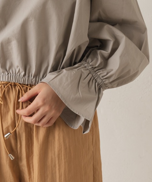 Kastane(カスタネ)の「【カタログ掲載アイテム】スクエアギャザーブラウス(シャツ/ブラウス・レディース・ホワイト/グレー・FREE)」の8枚目の写真