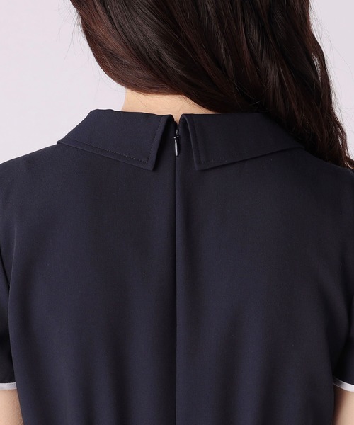 LAISSE PASSE(レッセパッセ)の「フレアーシャツワンピース(シャツワンピース・レディース・キナリ/ネイビー・SMALL/MEDIUM)」の6枚目の写真
