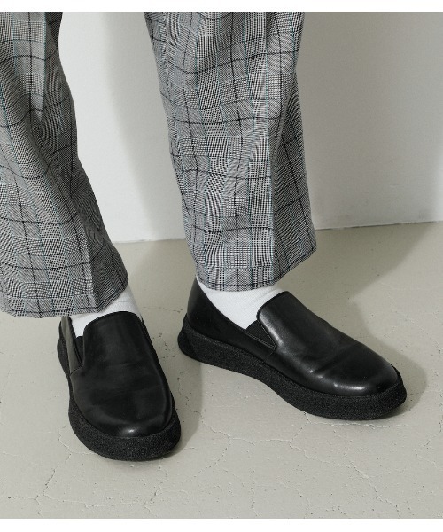 AZUL by moussy（アズールバイマウジー）の「RUBBER SOLE SLIP-ON/ラバーソールスリッポン（スニーカー・メンズ・ブラック・MEDIUM/LARGE）」の7枚目の写真