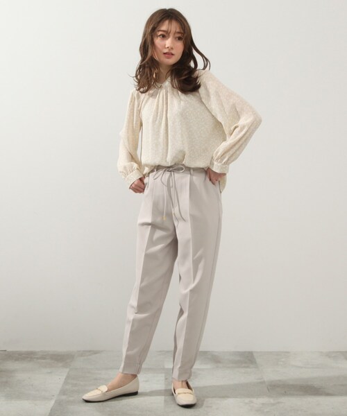 DRESKIP（ドレスキップ）の「◆衿タックギャザ－ブラウス（シャツ/ブラウス・レディース・ベージュ系その他3/ブラック系/グレー系/ライトイエロー系1・02/03/04）」の14枚目の写真