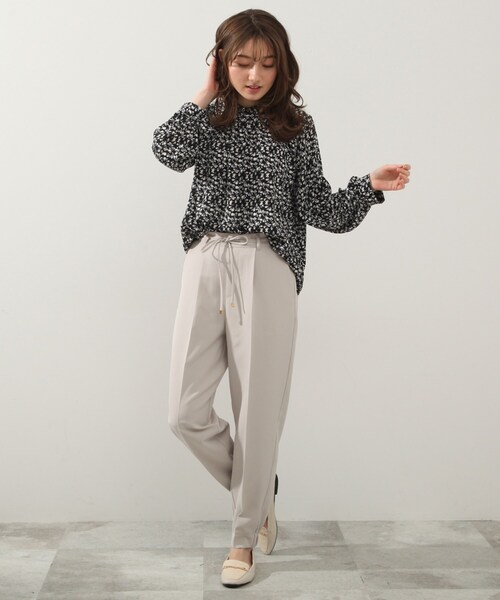 DRESKIP（ドレスキップ）の「◆衿タックギャザ－ブラウス（シャツ/ブラウス・レディース・ベージュ系その他3/ブラック系/グレー系/ライトイエロー系1・02/03/04）」の19枚目の写真