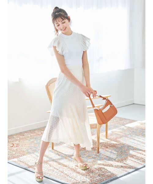 dazzlin（ダズリン）の「ダブルシアーフリルニットットップス（ニット/セーター・レディース・オフホワイト/グレー/グリーン/ブラック・FREE）」の7枚目の写真