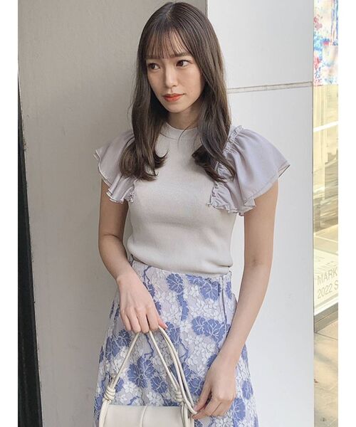 dazzlin（ダズリン）の「ダブルシアーフリルニットットップス（ニット/セーター・レディース・オフホワイト/グレー/グリーン/ブラック・FREE）」の11枚目の写真