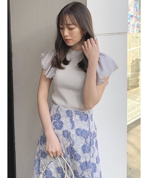 dazzlin（ダズリン）の「ダブルシアーフリルニットットップス（ニット/セーター・レディース・オフホワイト/グレー/グリーン/ブラック・FREE）」の12枚目の写真